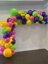 Load image into Gallery viewer, Balloon Garland "Pickup/Delivery"