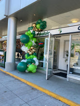 Load image into Gallery viewer, Balloon Garland Installation e.g. 3