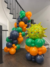 Load image into Gallery viewer, Garland & Tower Set