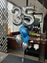 Load image into Gallery viewer, Helium Bouquet