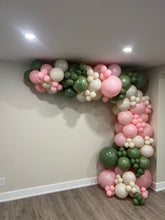 Load image into Gallery viewer, Balloon Garland Installation e.g. 6