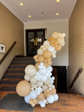 Load image into Gallery viewer, Free Standing Half Arch (7 ft. in height)