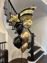 Load image into Gallery viewer, Graduation helium bouquet