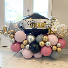 Load image into Gallery viewer, Graduation Bouquet