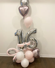 Load image into Gallery viewer, The Sweet Bouquet