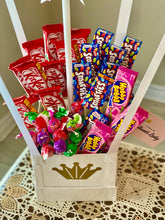 Load image into Gallery viewer, Customized Hot Air Balloon (Chocolate/Candy Bars Only)