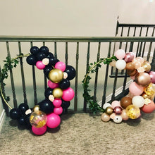 Load image into Gallery viewer, Small Circle Hoop