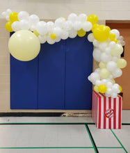 Load image into Gallery viewer, Balloon Garland Installation e.g. 2