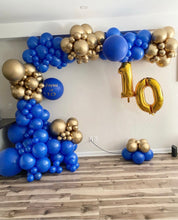 Load image into Gallery viewer, Balloon Garland Installation e.g. 4
