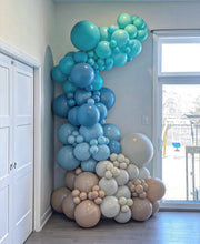 Load image into Gallery viewer, Balloon Garland Installation e.g. 2
